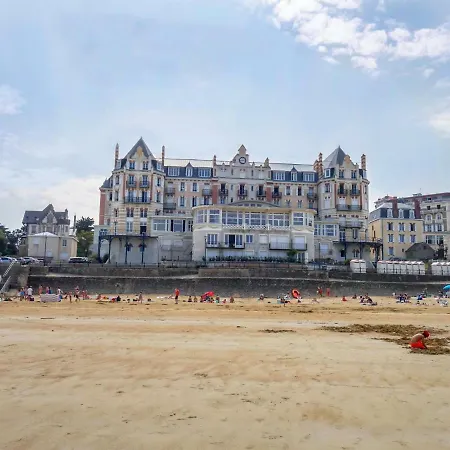 Le Grand Ha'tel Appartement Saint-Lunaire